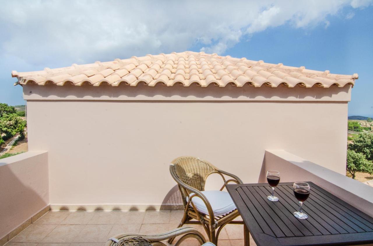 The Windmill Resort Mitáta Dış mekan fotoğraf